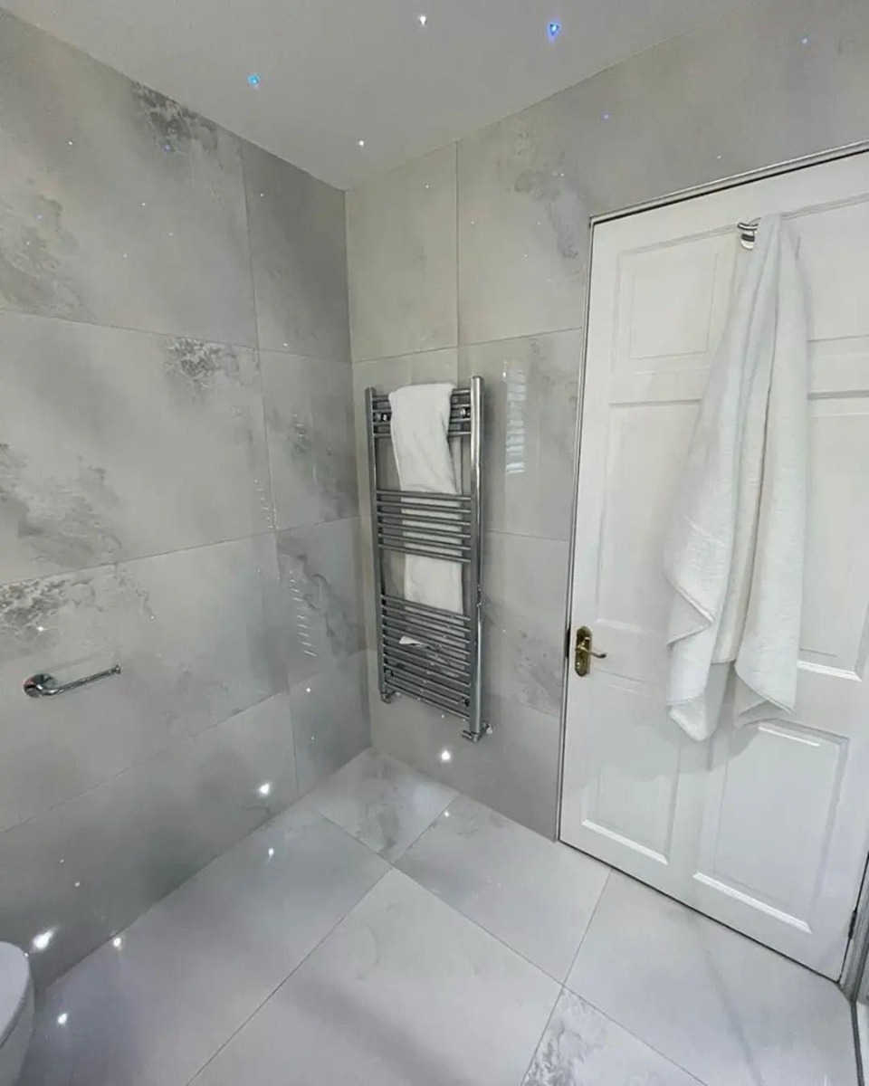 Company: Image 292